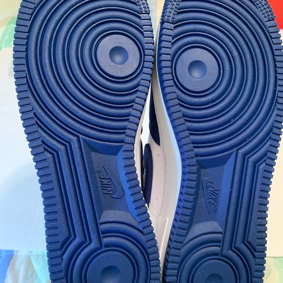 Sold - Picture 7 of 8